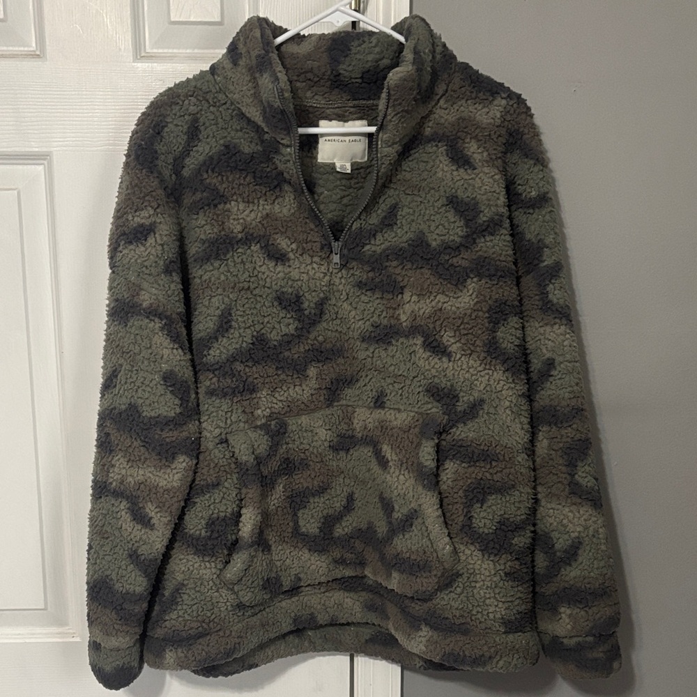 American eagle Camouflage Sherpa Half-Zip Pullover
